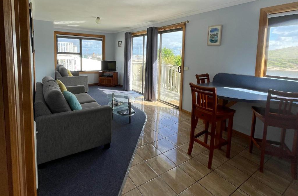 Arthur River House | Sunset Holiday Villas
