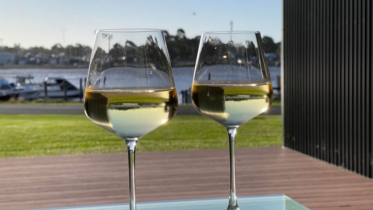 Raymond Island House | Sunset House - Soak up the sun and enjoy the laid-back lifestyle
