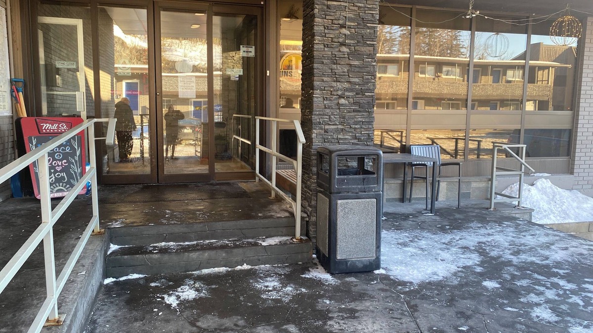Kenora Hotel | Sunset Inn Kenora