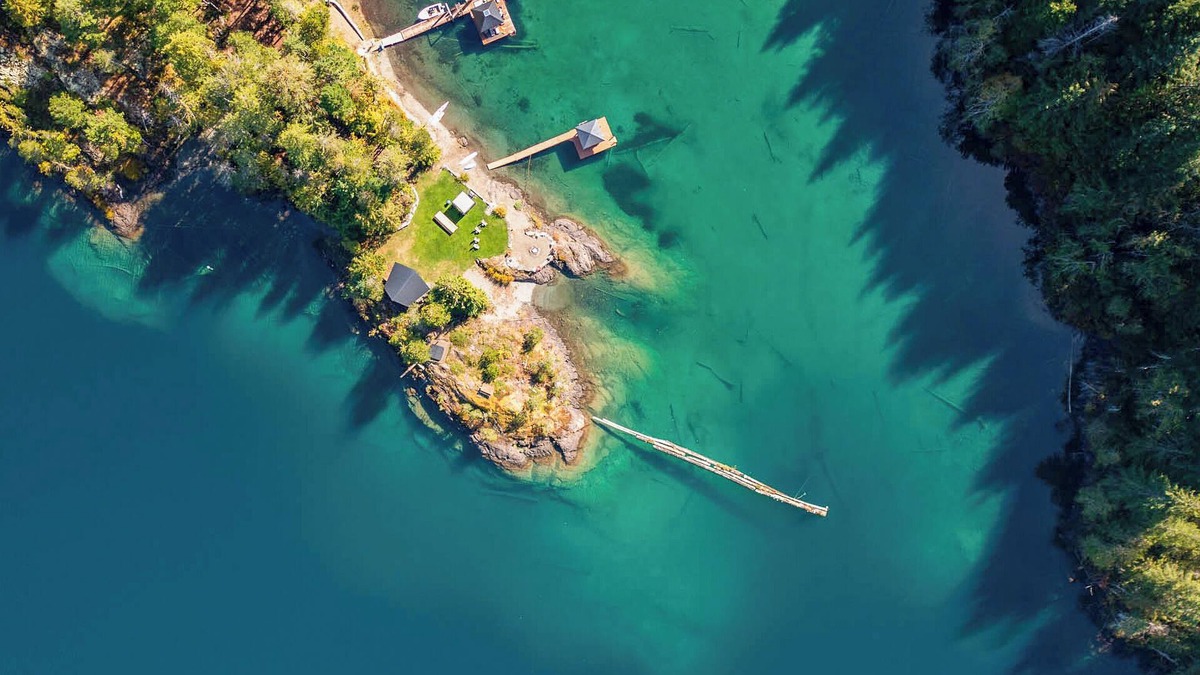 Sproat Lake Resort | Sunset Island Resort - The private island you can drive to