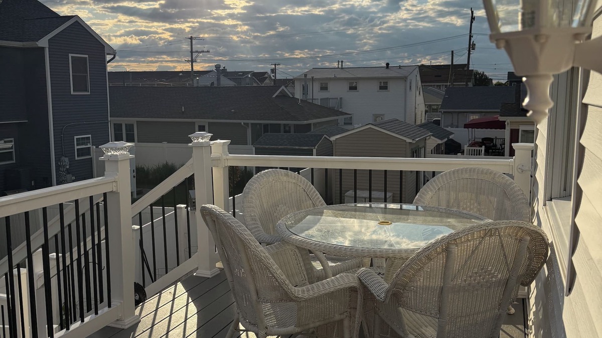 Lower Township Apartment | Sunset Lake Charm: Cozy Wildwood Crest Beach Getaway!