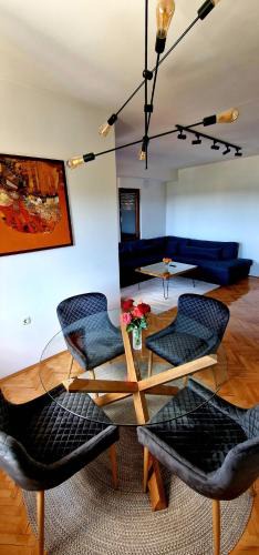 Northeastern Region Apartment | Sunset