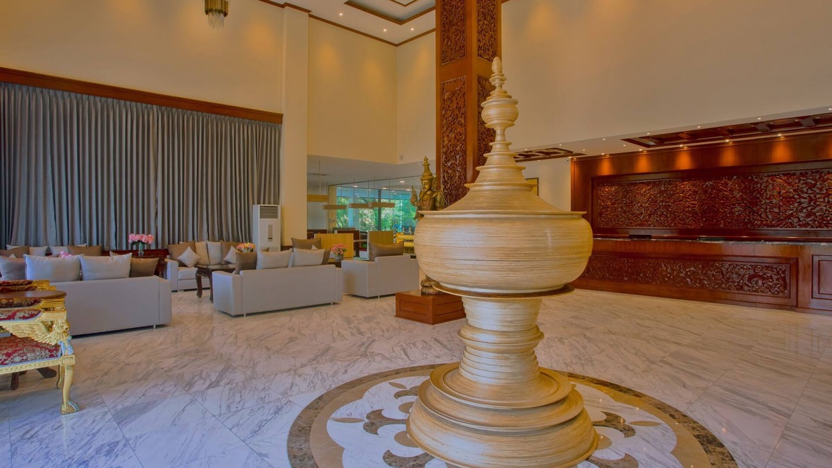 Mandalay Hotel | Sunset Palace View Suites