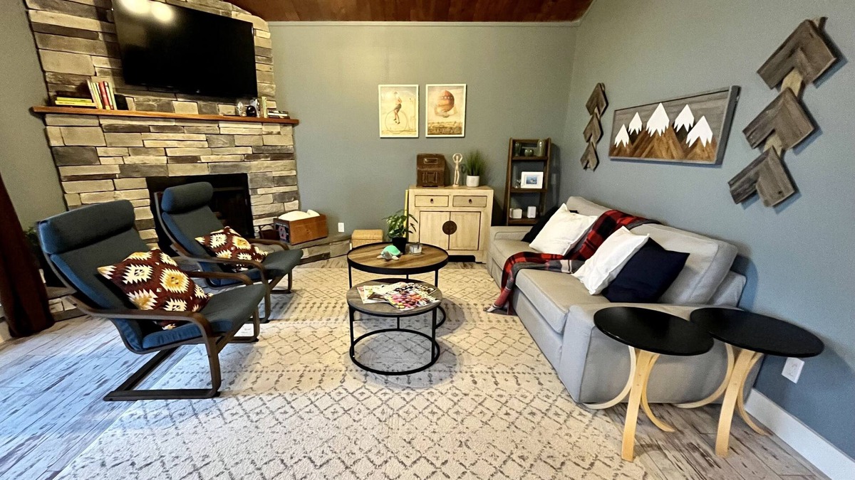 Alberta Beach Cottage | Sunset Paradise