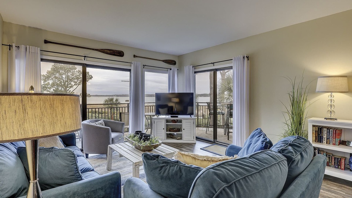 South Beach Villa | Sunset Rentals | Beachside Tns 1870