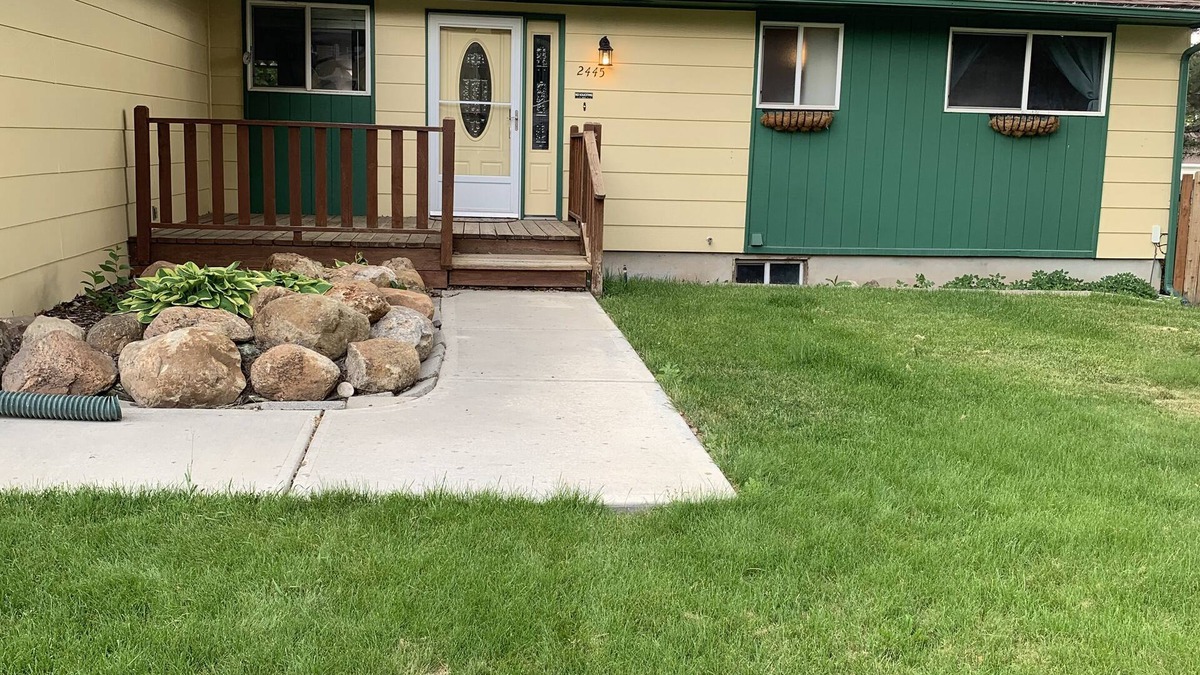 Pocatello House | Sunset Retreat w/room for everyone. Pet-Friendly!