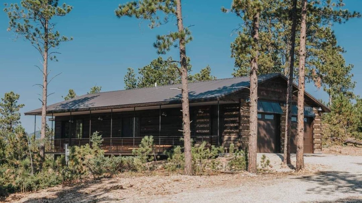Deadwood Cabin | Sunset Ridge Cabin