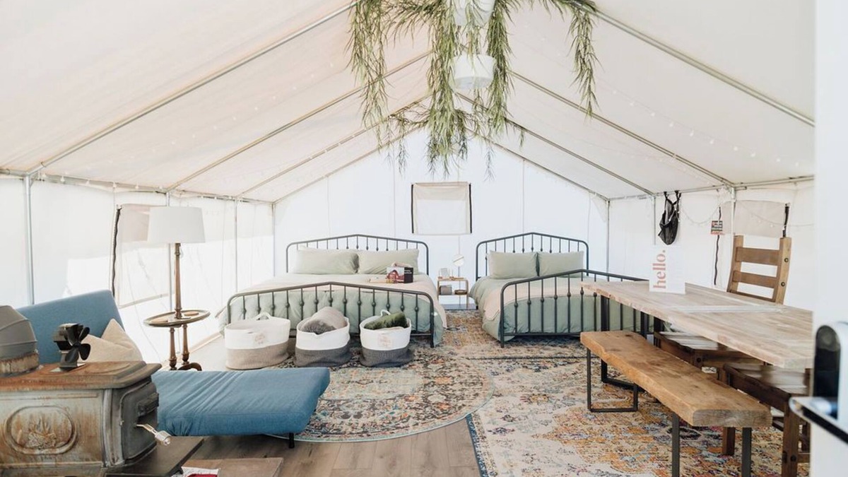 Monticello RV Rental | Sunset Safari Family Tent near Utah National Park
