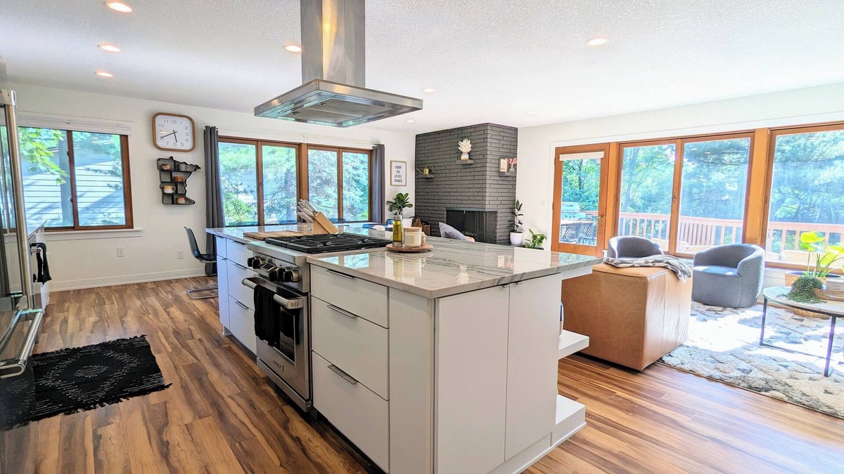 Fridley House | Sunset Shores, Riverview