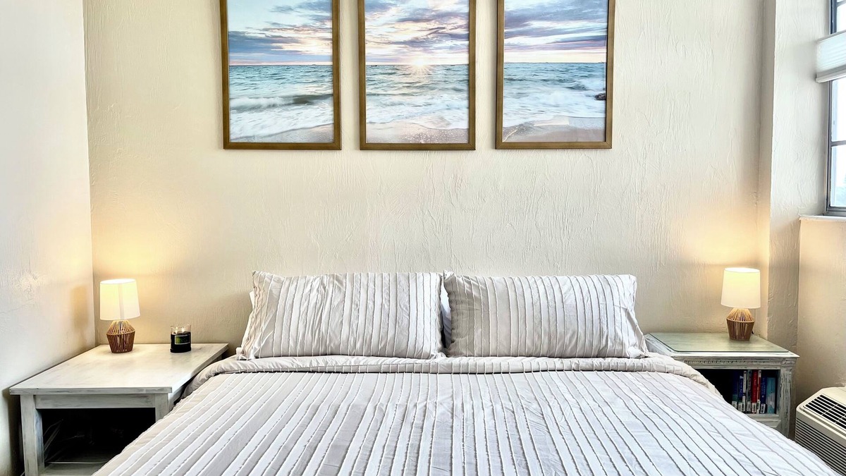 Lenox Park Apartment | Sunset Studio Daytona Beachfront - 2 Pools & Beach Access + Balcony 3rd Floor