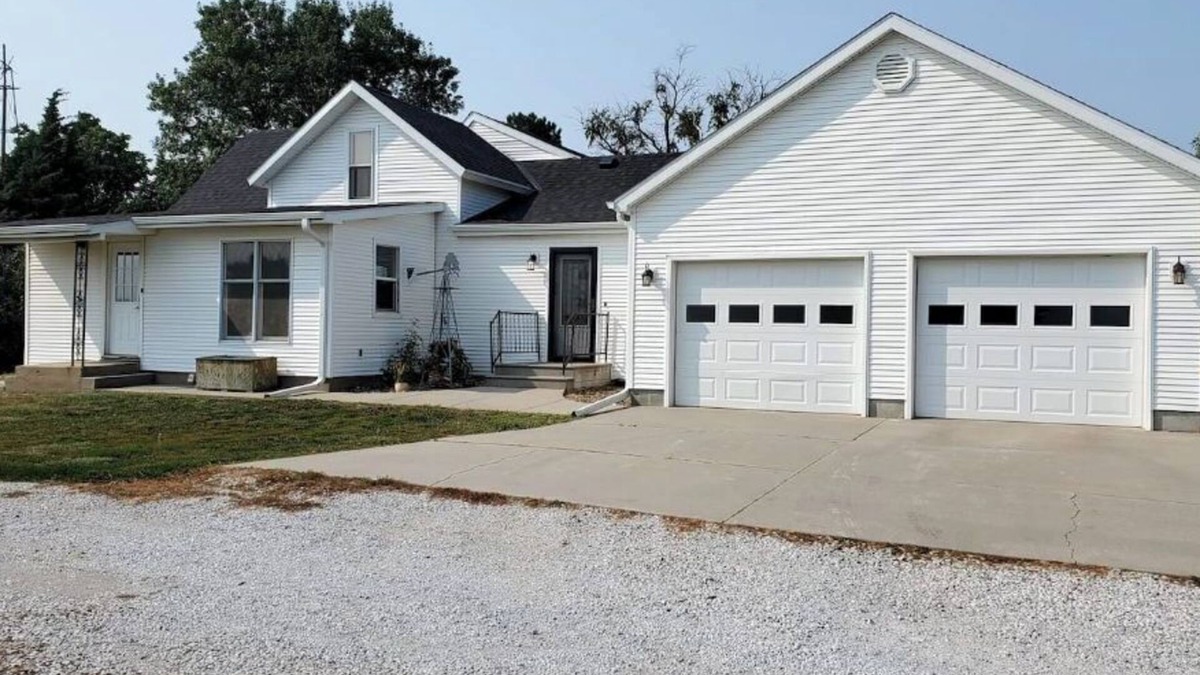 York County House | Sunset View beautiful quiet country 2-bedroom
