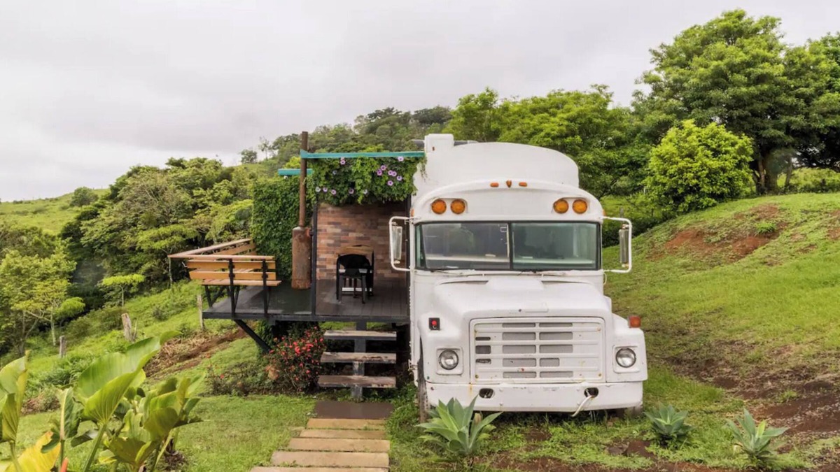 Tierras Morenas House | Sunset view BUS, unique stay, 5min to lake Arenal