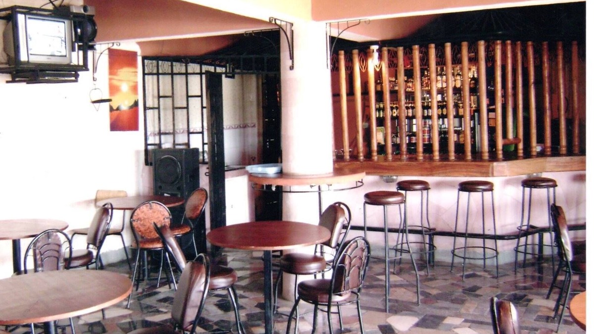 Tangana House | Sunset View Complex
