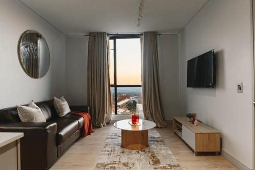 Greater Johannesburg Metropolitan Area Apartment | Sunset View Modern Apartment
