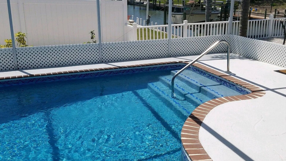 Grove City Cottage | Sunset View on Lemon Bay - Duplex property- Starfish Cottage