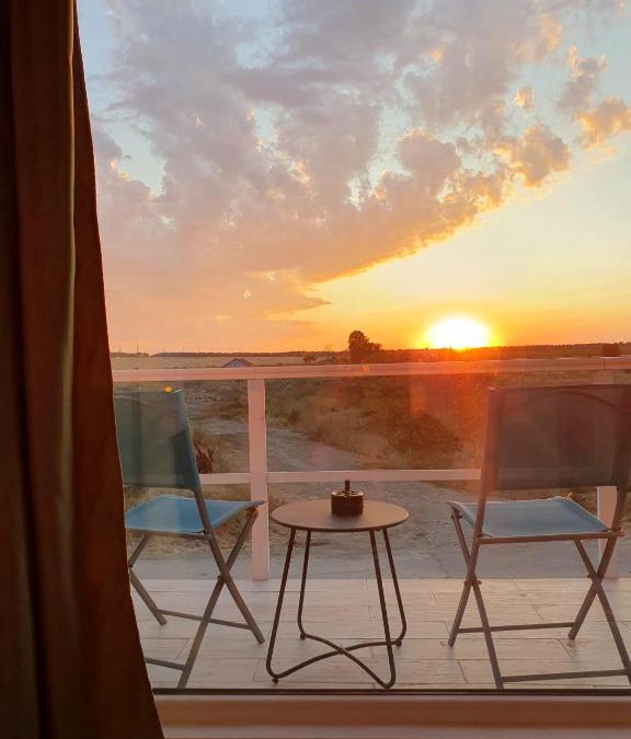 Costinesti Apartment | Sunset View