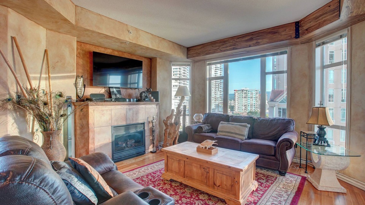 North End Apartment | Sunset Views Getaway