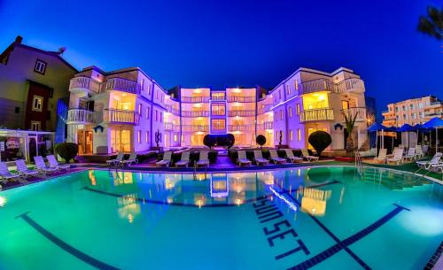Camlık Mahallesi Hotel | Sunset Village