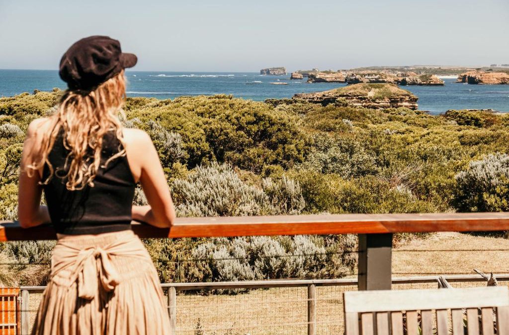Peterborough House | Sunsets on Martyrs Coastal Luxury Beach House Peterborough