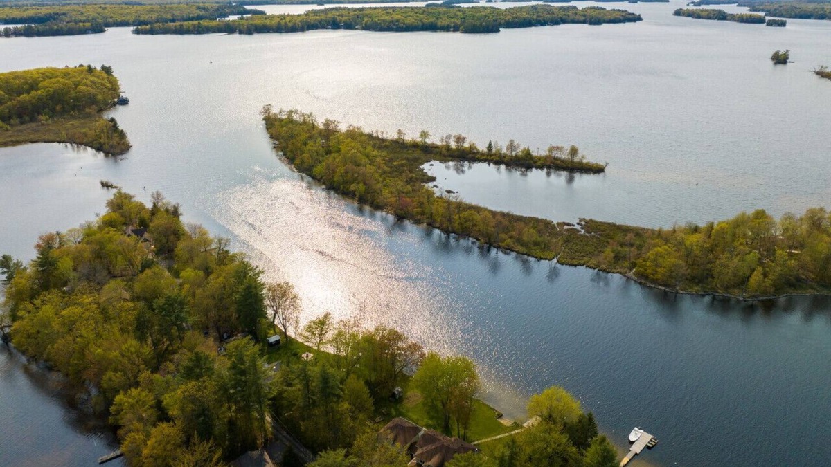 Bracebridge Apartment | Sunsets Over Muskoka