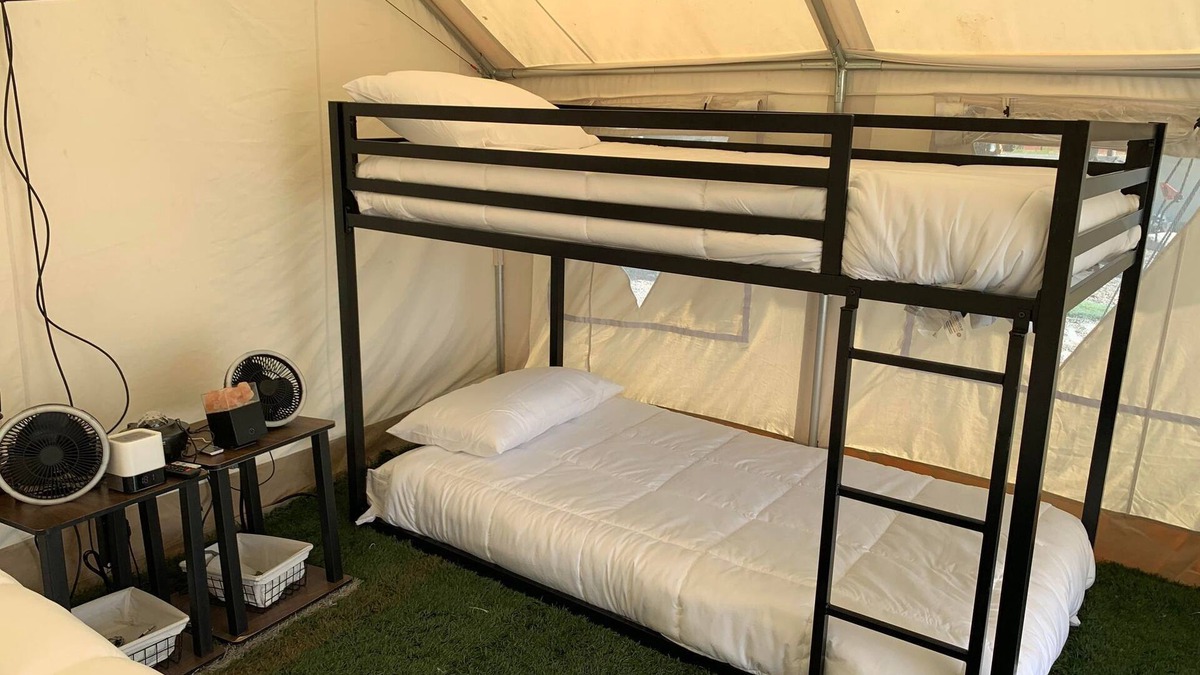 Circleville RV Rental | Sunshine- -Best glamping experience, Middletown ny