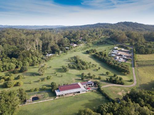 Diddillibah Apartment | Sunshine Coast retreat your own private golf course