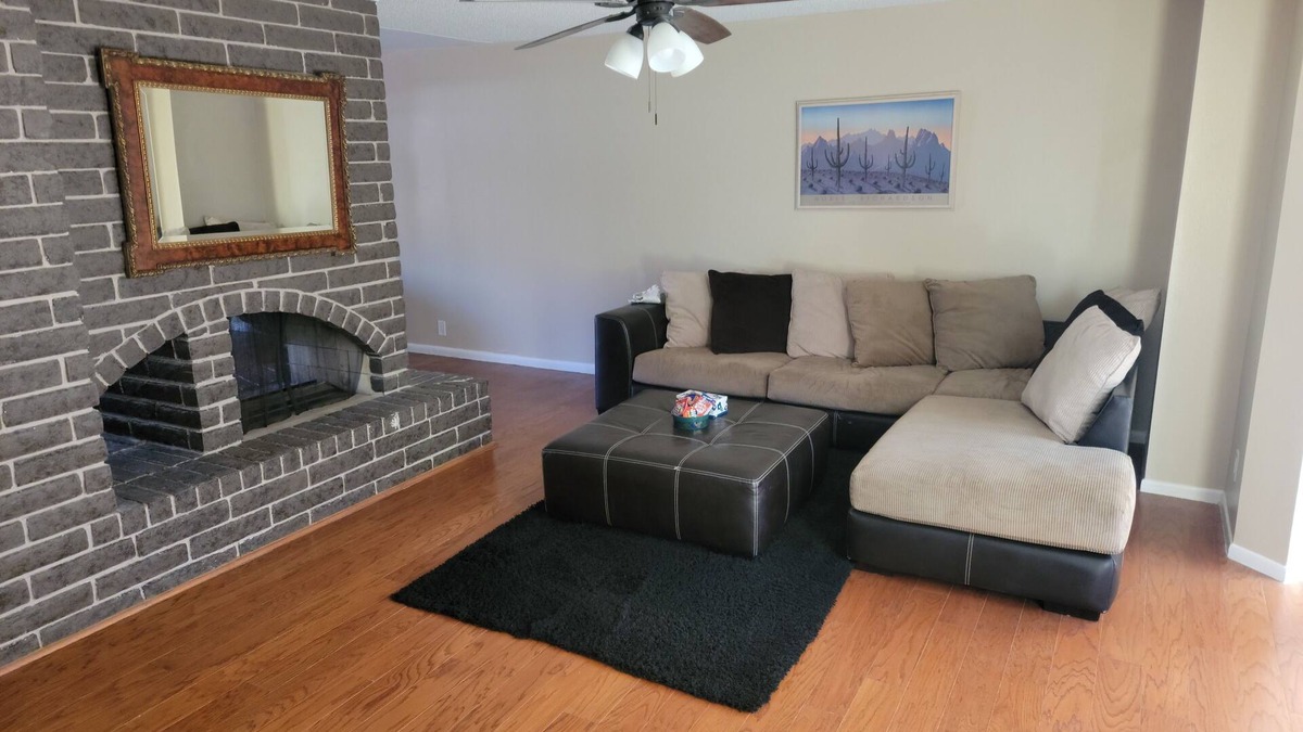 Thunderbird Condo | SUNSHINE FAMILY GETAWAY WITH POOL ON WEST MOUNTAIN VIEW.