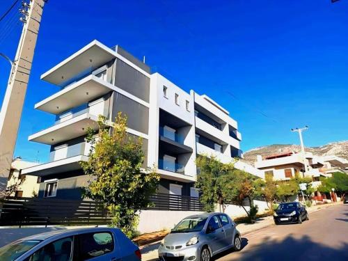 Glyfada Apartment | Sunshine home