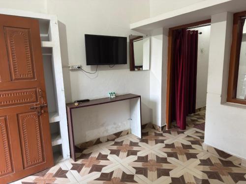 Bhowali House | Sunshine Homestay