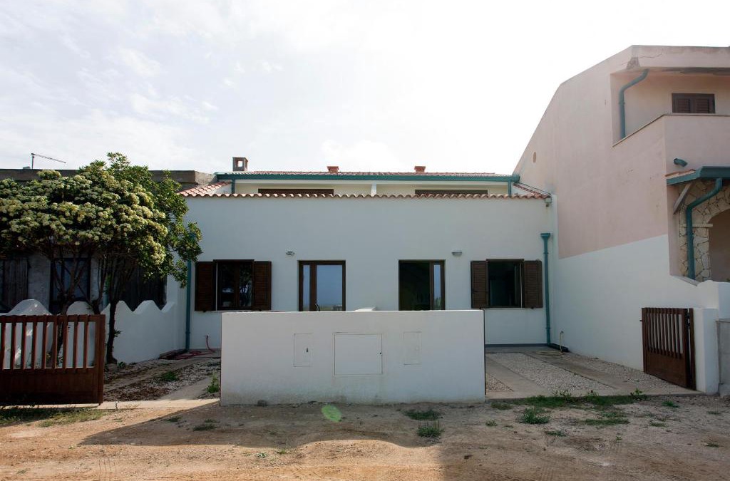 San Vero Milis Villa | Sunshine Luxury Seafront House - s'arena scoada