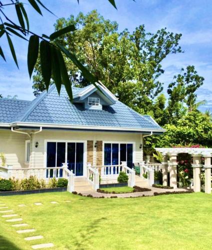 Ronda House | Sunshine's Haven