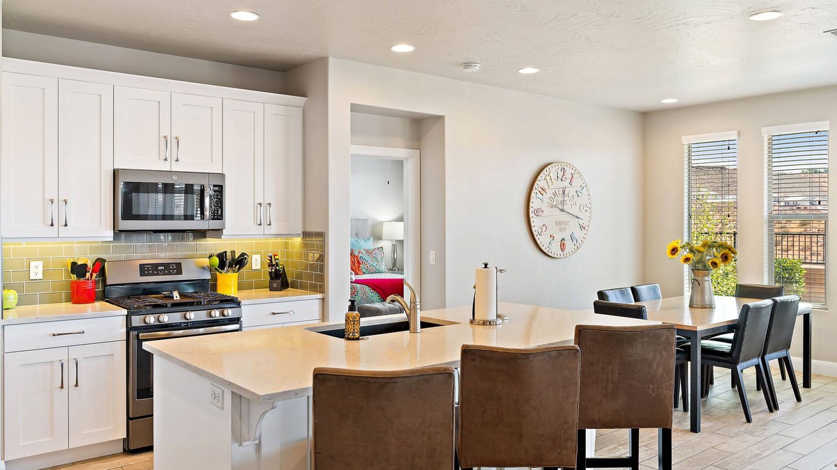 Sienna Hills House | Sunshine Serendipity- Dog Friendly!