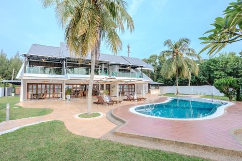 Port Dickson Bed & Breakfast | Suntai Villa, Beachfront Suites