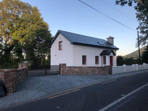 Ardpatrick House | Sunville Cottage