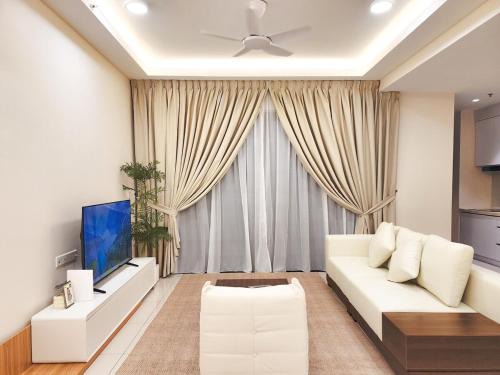 Nusajaya Apartment | Sunway Citrine - Citrine Hub, 2 Secured Carpark Lots - 3BR3B - 6pax by Cowidea