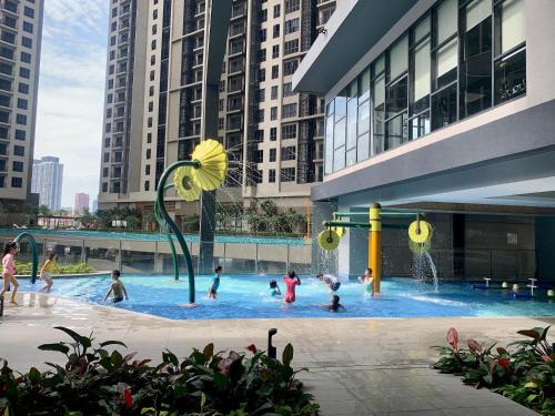 Maluri Apartment | Sunway Velocity Homestay 5pax Apartement 2R1B Link Bridge To Sunway Velocity Mall MRT LRT Maluri & Cochrane City Sky View Kuala Lumpur 802