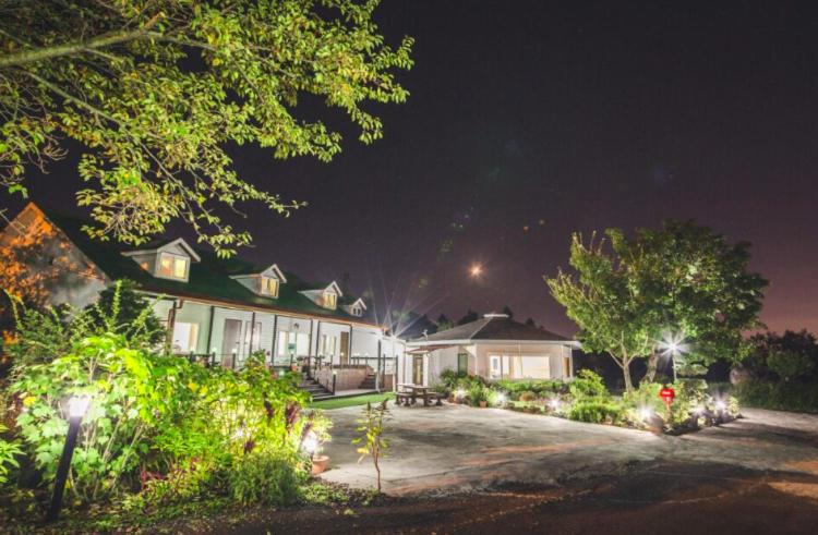 Jocheon House | Sunyang Village Dome Caravan