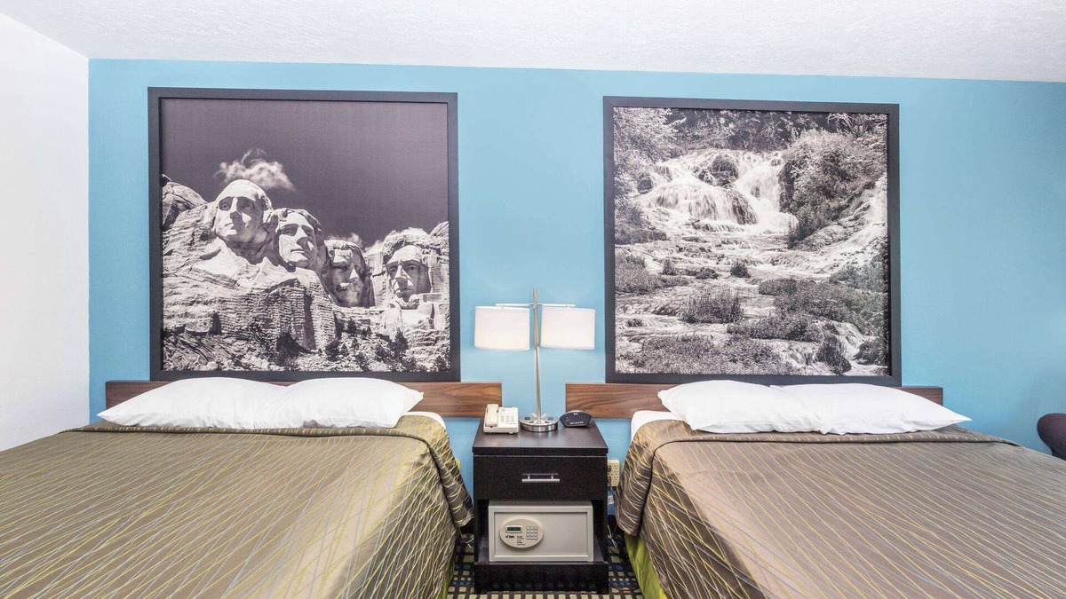North Sioux City Hotel | Super 8 by Wyndham North Sioux City