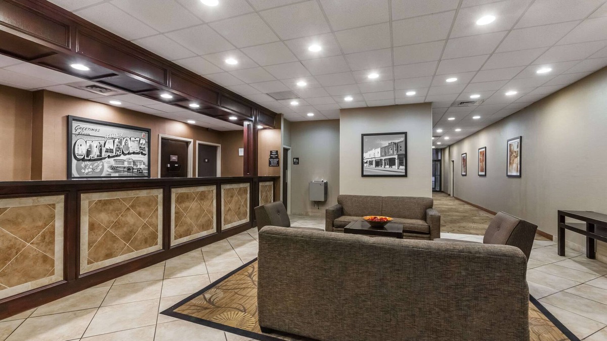 Atoka Hotel | Super 8 by Wyndham Atoka