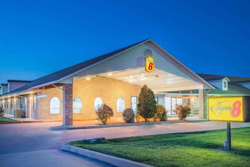 Vinita Hotel | Super 8 by Wyndham Big Cabin/Vinita Area