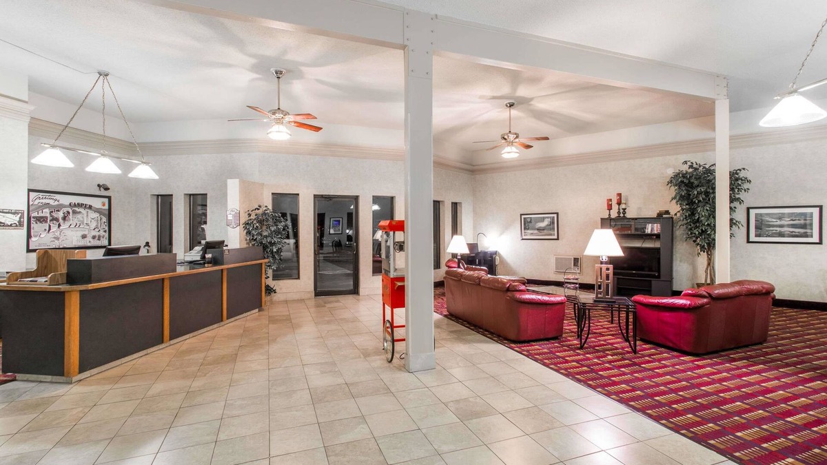 Casper Hotel | Super 8 by Wyndham Casper West by the River