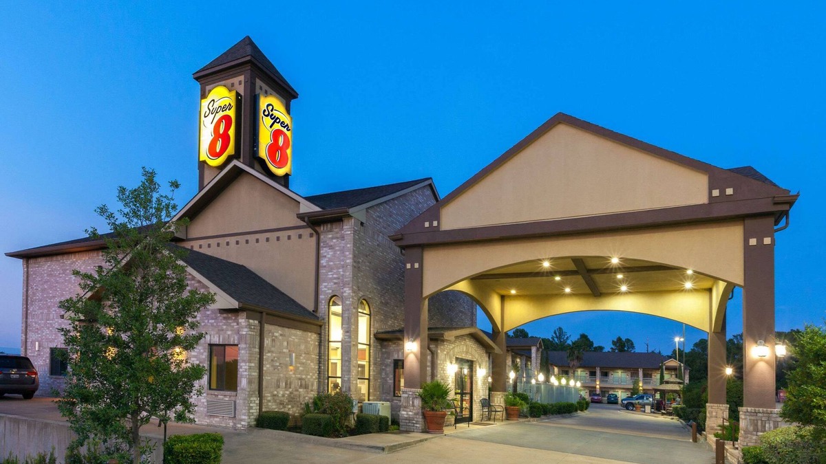 Fairfield Hotel | Super 8 by Wyndham Fairfield Tx