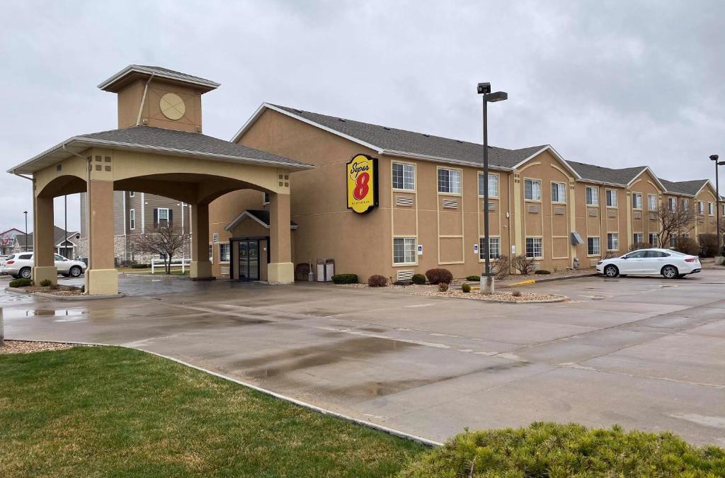 Great Bend Hotel | Super 8 by Wyndham Great Bend