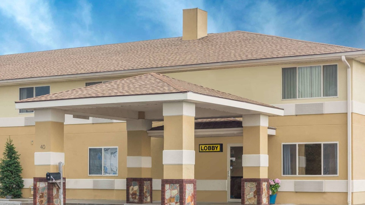 Hanover Hotel | Super 8 by Wyndham Hanover