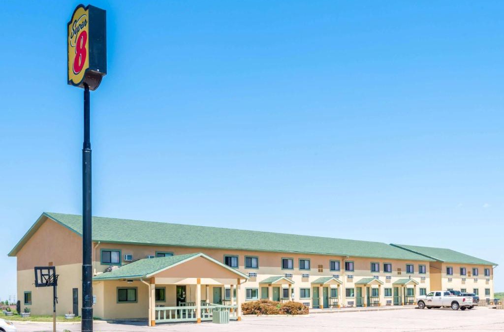 Kimball Hotel | Super 8 by Wyndham Kimball