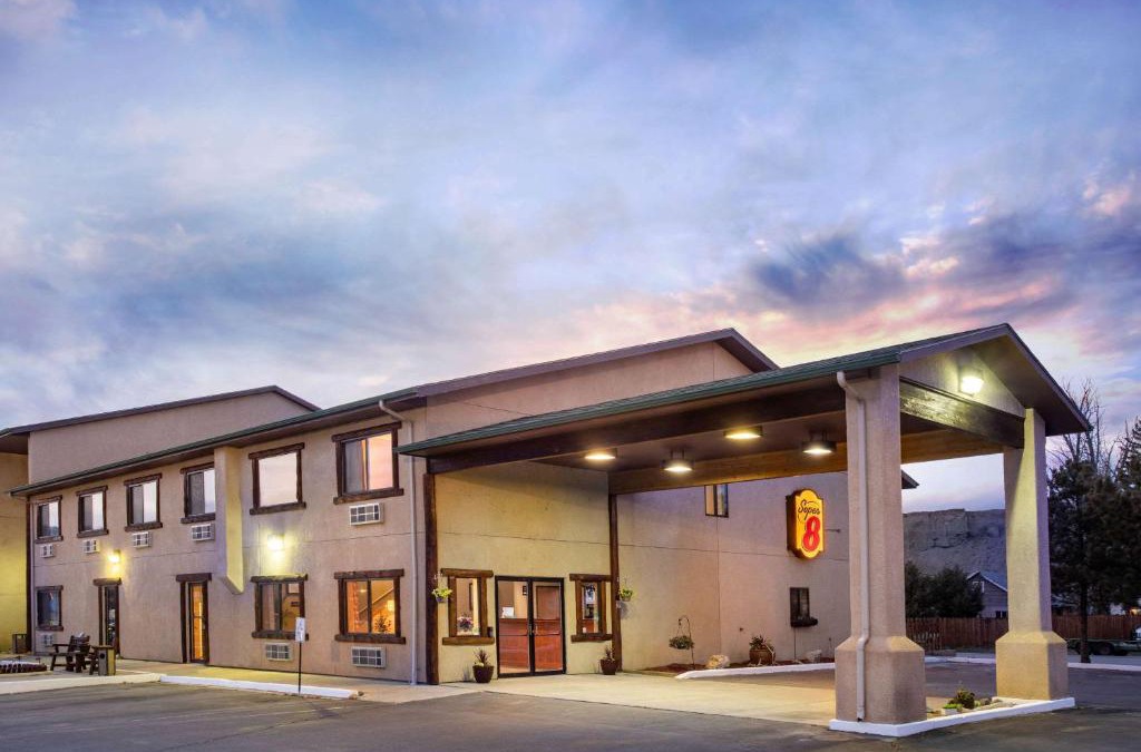Kremmling Hotel | Super 8 by Wyndham Kremmling
