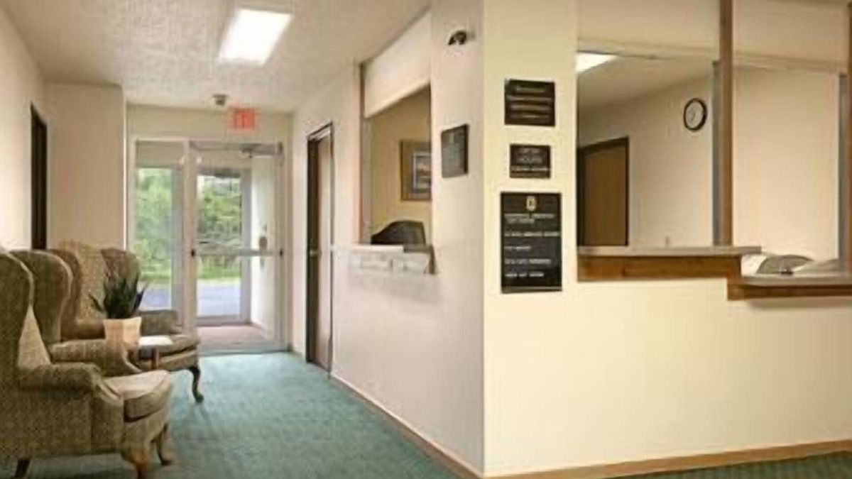 Phillips Hotel | Super 8 by Wyndham Phillips