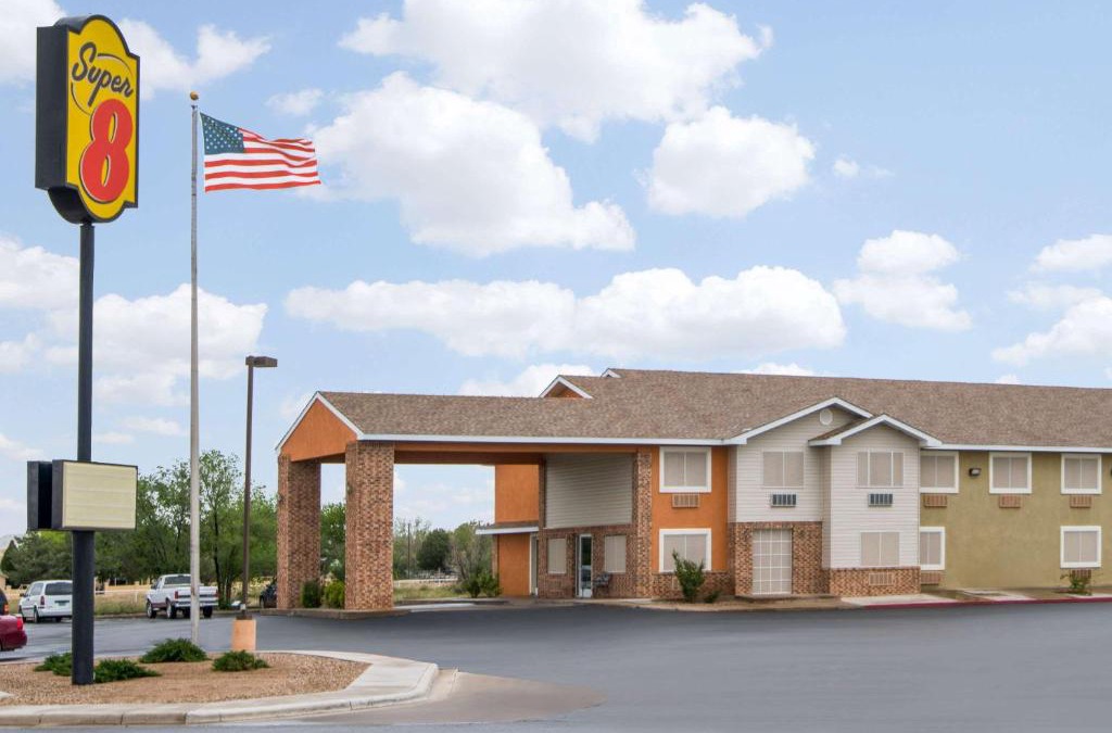 Portales Hotel | Super 8 by Wyndham Portales