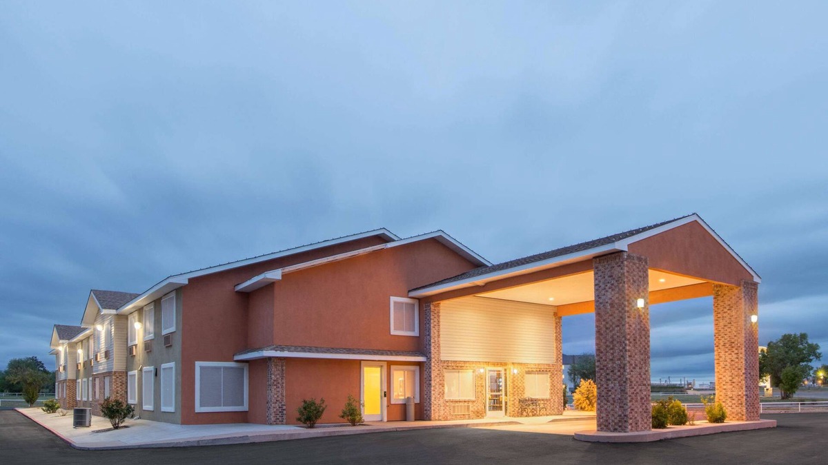 Portales Hotel | Super 8 by Wyndham Portales