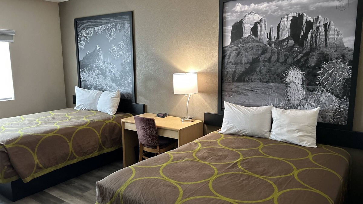 Quartzsite Hotel | Super 8 by Wyndham Quartzsite AZ